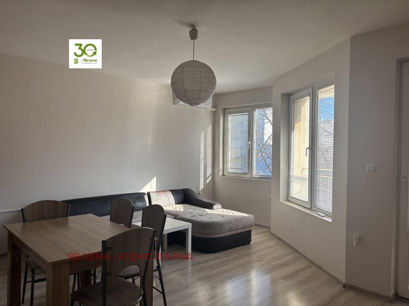 Дава под наем 2-СТАЕН, гр. Варна, Левски 1, снимка 2 - Апартаменти - 52983900