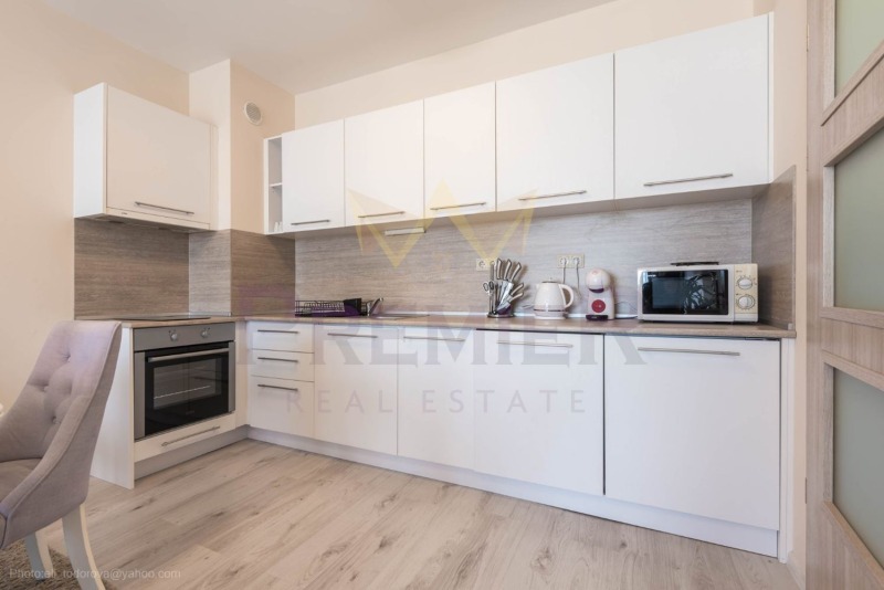 Дава под Наем 2-СТАЕН в град Варна, Аспарухово - 70 кв.м / 716 € » 1 400.37 лв., ИМОТИ ПРЕМИЕР- ВАРНА