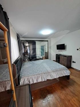 2 bedroom Tsveten kvartal, Varna 3