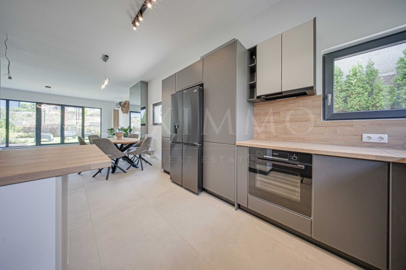 De inchiriat  Casa Sofia , Boiana , 401 mp | 91571628 - imagine [10]