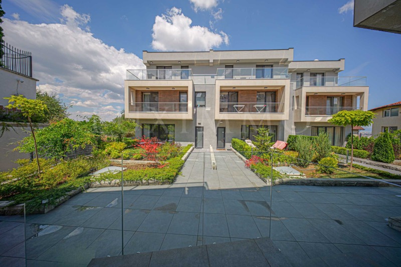 De inchiriat  Casa Sofia , Boiana , 401 mp | 91571628
