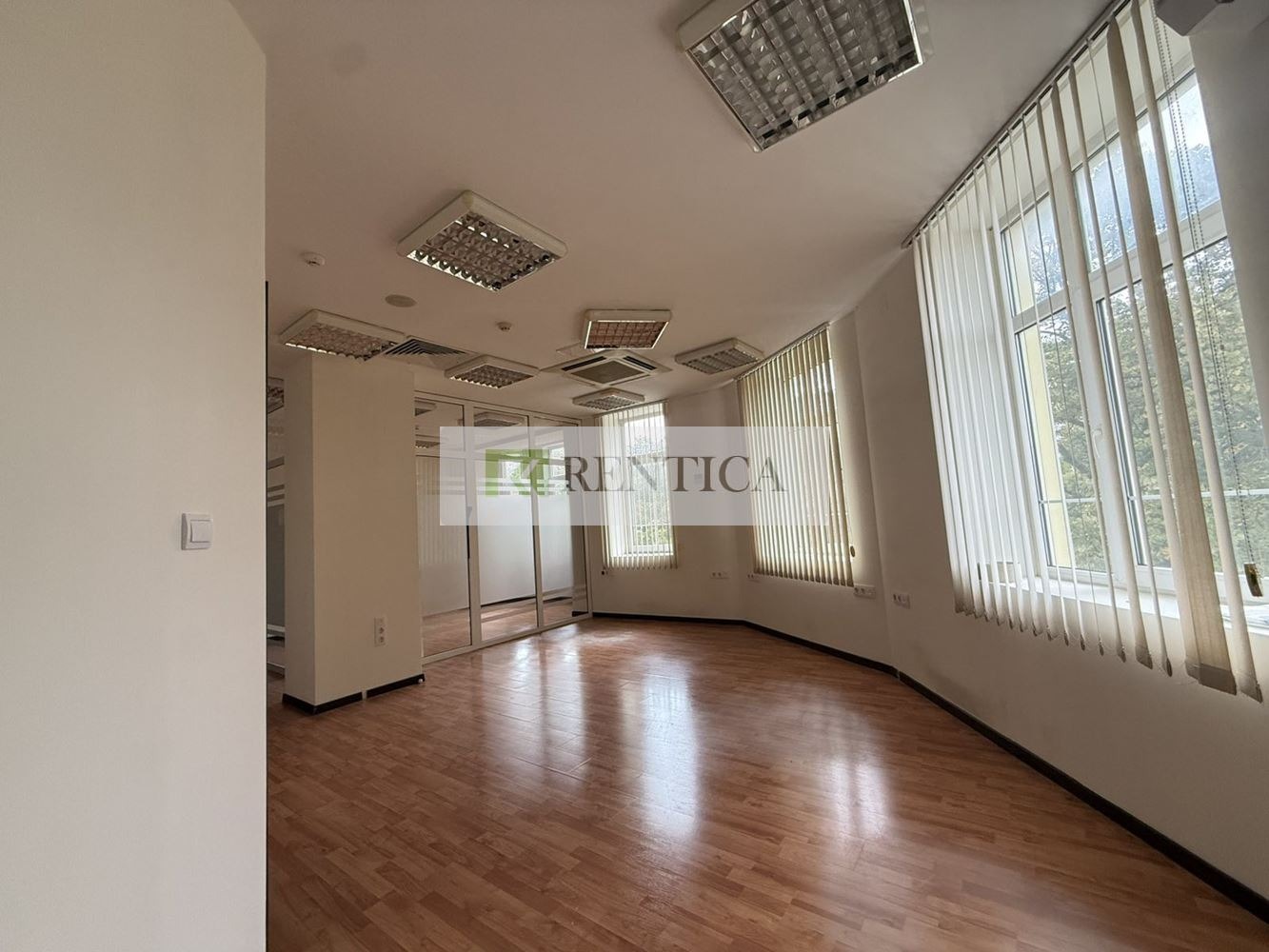 Дава под наем ОФИС, гр. Варна, Операта, снимка 4 - Офиси - 56502349