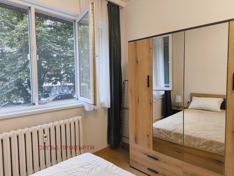 För uthyrning  Studio Sofia , Ivan Vazov , 45 kvm | 29218247 - bild [3]