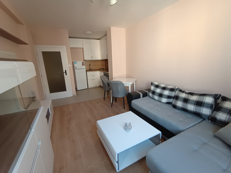 Para alugar  1 quarto Sofia , Musagenica , 60 m² | 58740126
