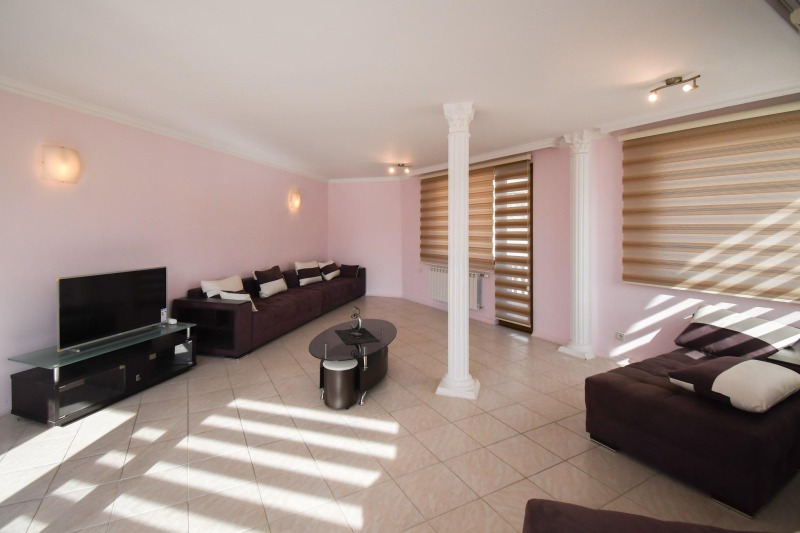 Дава под наем ЕТАЖ ОТ КЪЩА, гр. София, Надежда 4, снимка 3 - Етаж от къща - 53069758