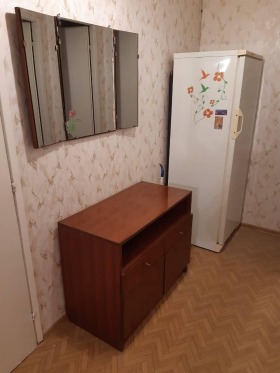     2-, , >