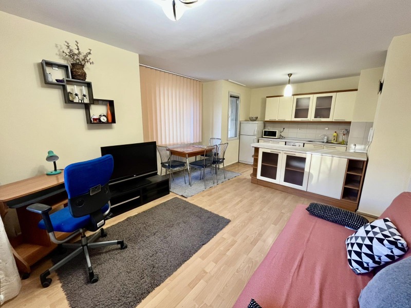 Издаје се  1 спаваћа соба Софија , Медицинска академија , 60 м2 | 34136698 - слика [2]