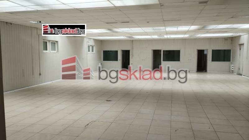 Προς ενοικίαση  Βιομηχανικό κτίριο Σοφηια , Καζητσενε , 576 τ.μ | 31711269