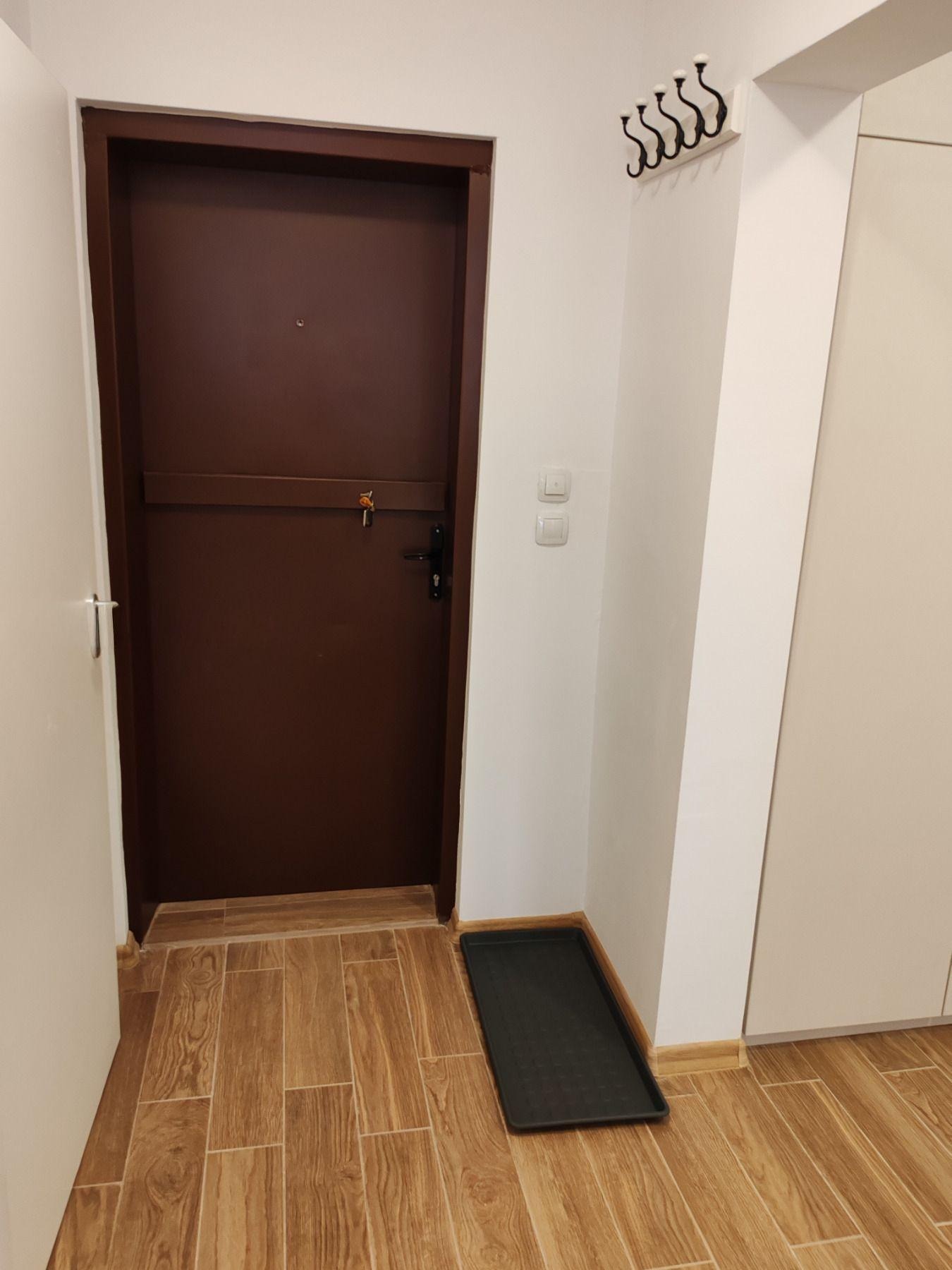 Дава под наем 2-СТАЕН, гр. София, Света Троица, снимка 12 - Апартаменти - 55007536