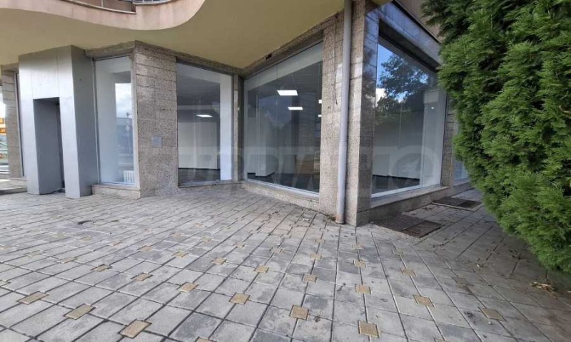 Te huur  Kantoor Sofia , Mladost 1A , 246 m² | 85565168 - afbeelding [2]