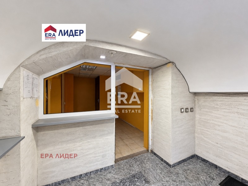 Дава под наем МАГАЗИН, гр. Русе, Център, снимка 7 - Магазини - 56680683