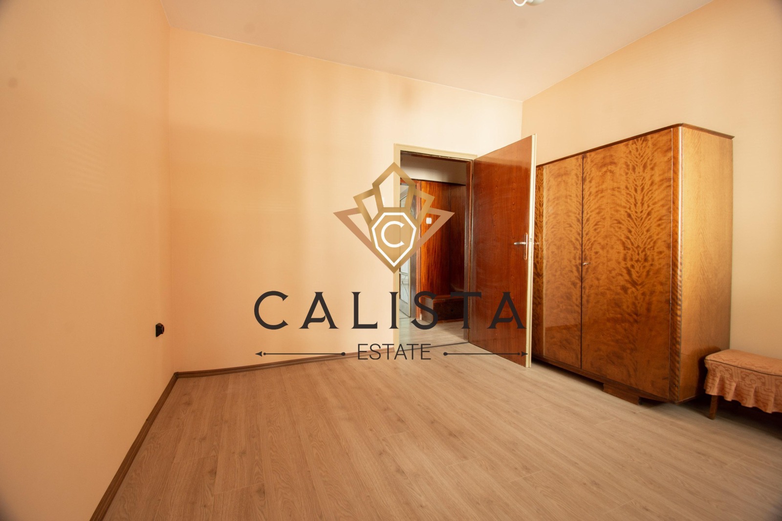 Дава под наем 2-СТАЕН, гр. София, Толстой, снимка 2 - Апартаменти - 54142951