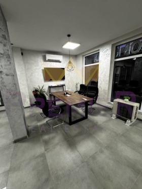 МАГАЗИН, 130 m2