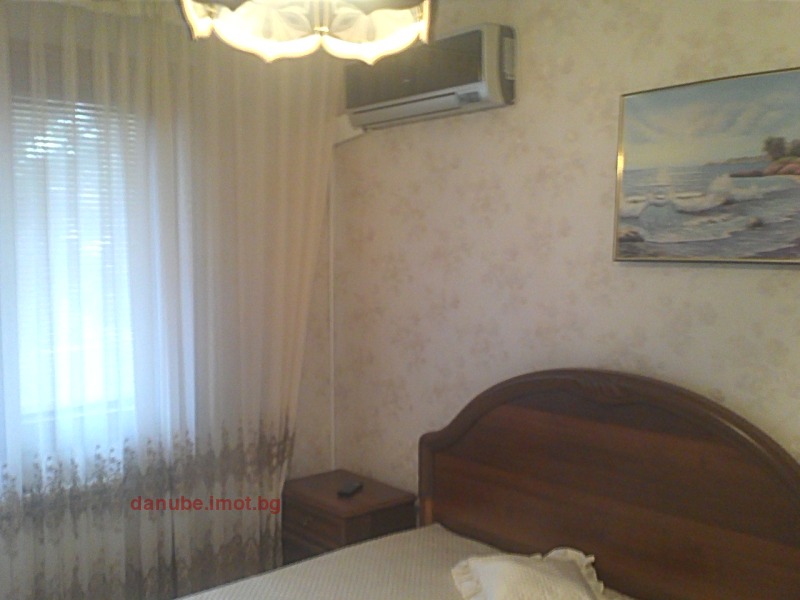 De inchiriat  2 dormitoare Ruse , Țentâr , 105 mp | 18734788 - imagine [13]