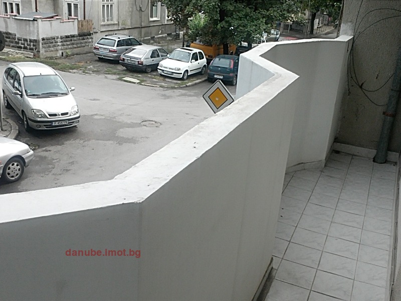 De inchiriat  2 dormitoare Ruse , Țentâr , 105 mp | 18734788 - imagine [16]