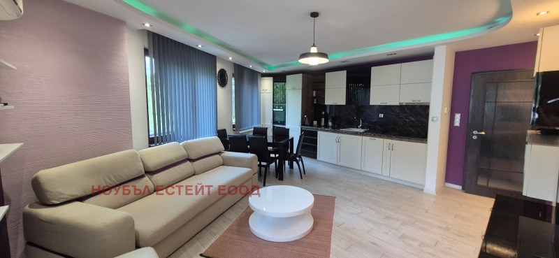 Дава под наем  3-стаен град София , Витоша , 120 кв.м | 98979832