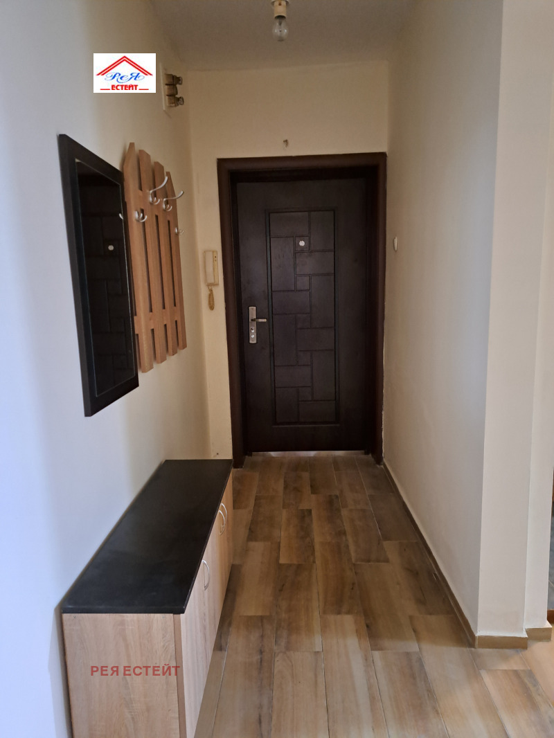 Дава под наем 1-СТАЕН, гр. Плевен, Широк център