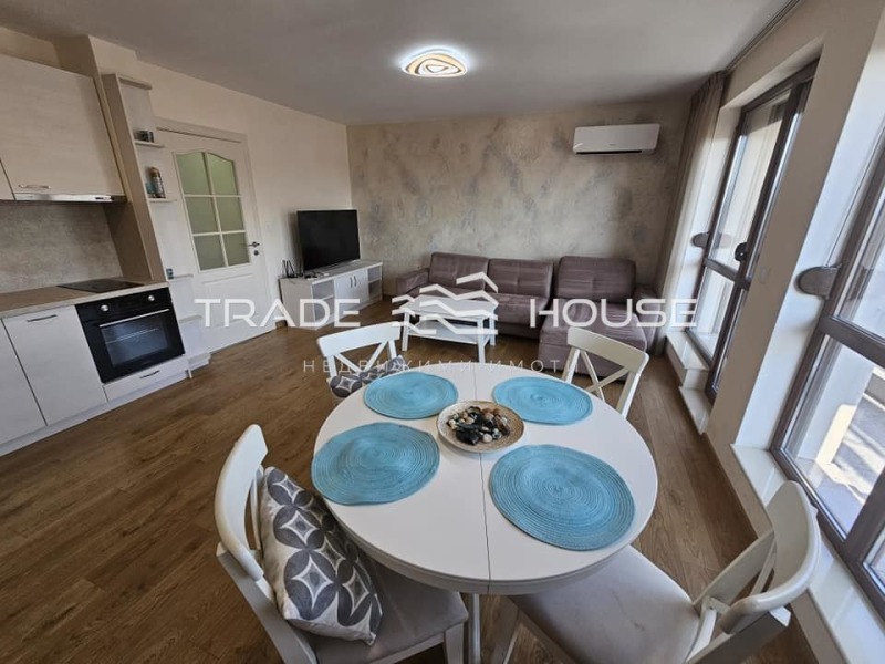 Te huur  2 slaapkamers Plovdiv , Tsentar , 105 m² | 21262369