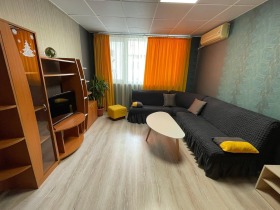 1 quarto Gagarin, Plovdiv 1