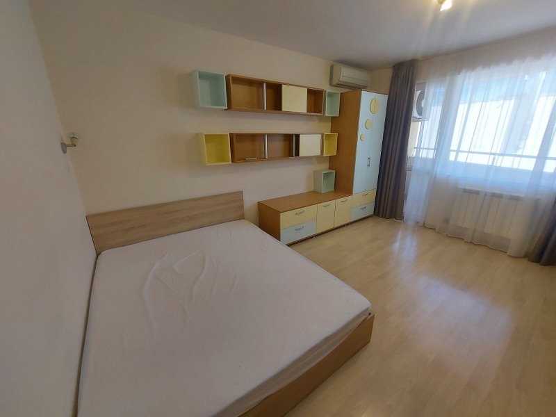 De inchiriat  3+ dormitor Plovdiv , Țentâr , 180 mp | 83677845 - imagine [14]
