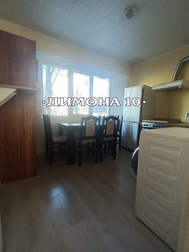 Дава под наем 3-СТАЕН, гр. Русе, Здравец Изток, снимка 4 - Апартаменти - 55346326