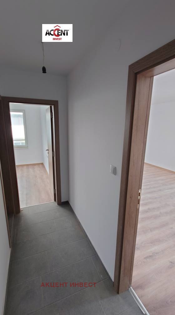 Do wynajęcia  Biuro Warna , Pobeda , 71 mkw | 29248324 - obraz [2]