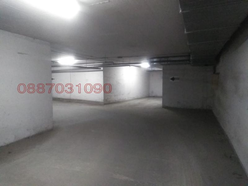 Дава под наем ГАРАЖ, ПАРКОМЯСТО, гр. София, Студентски град, снимка 3 - Гаражи и паркоместа - 53931208