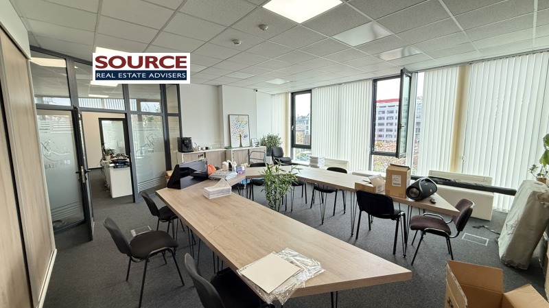 Дава под наем ОФИС, гр. София, Център