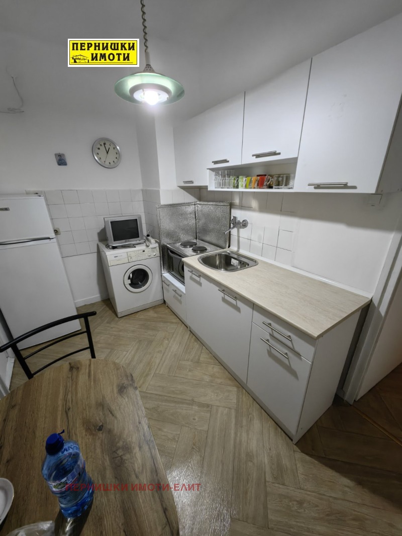 Zu vermieten  1 Schlafzimmer Sofia , Bakston , 65 qm | 64596718