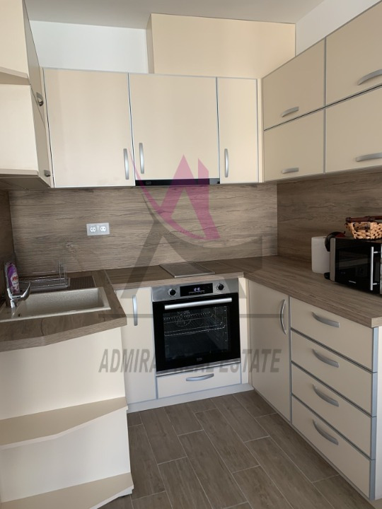 Para alugar  1 quarto Varna , k.k. Sv.Sv. Konstantin i Elena , 70 m² | 36244120 - imagem [2]