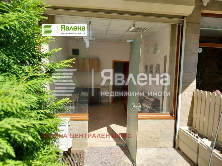 De inchiriat  Magazin Sofia , Cniajevo , 26 mp | 17393408