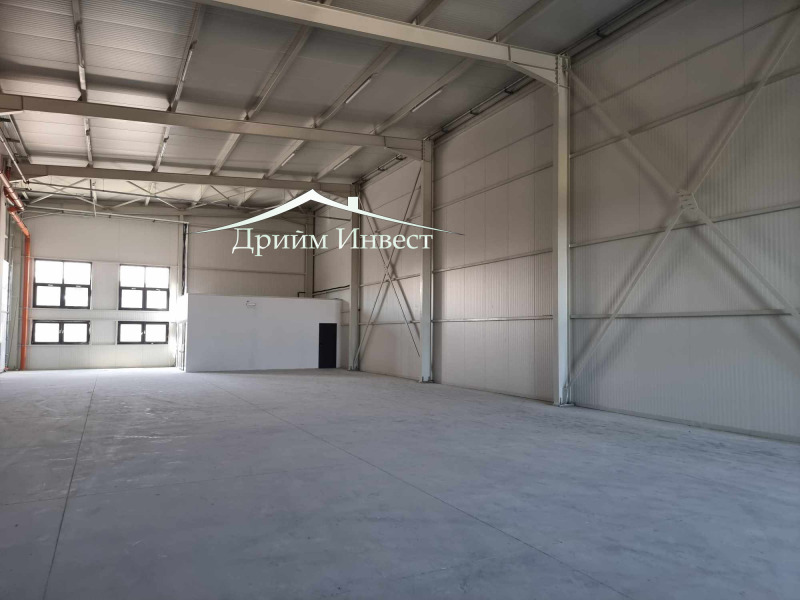 A louer  Bâtiment industriel Plovdiv , Indoustrialna zona - Sever , 450 m² | 55817894