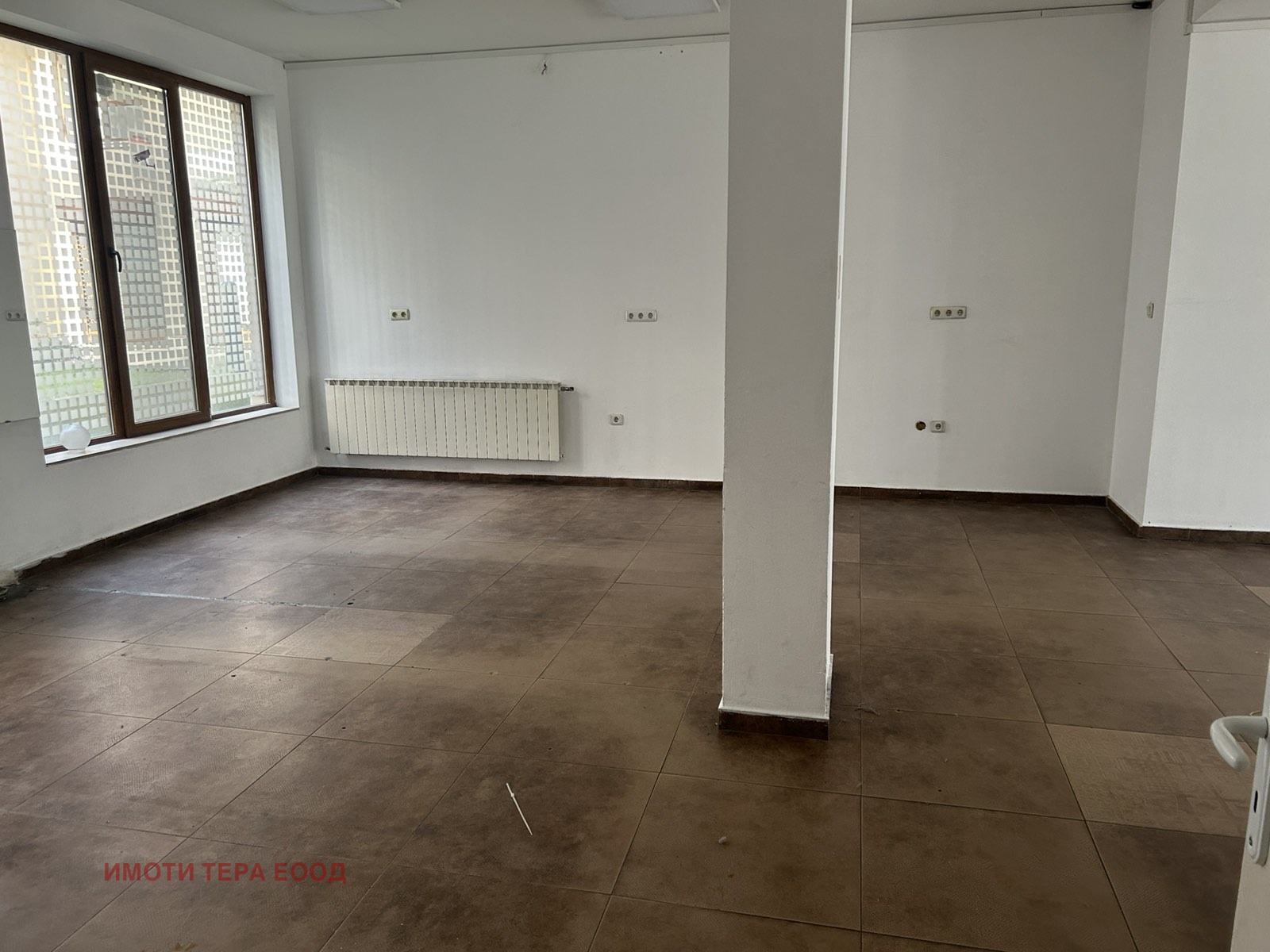 Дава под наем МАГАЗИН, гр. Варна, Чаталджа, снимка 2 - Магазини - 53908077