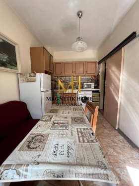 1 Schlafzimmer Zentar, Burgas 11