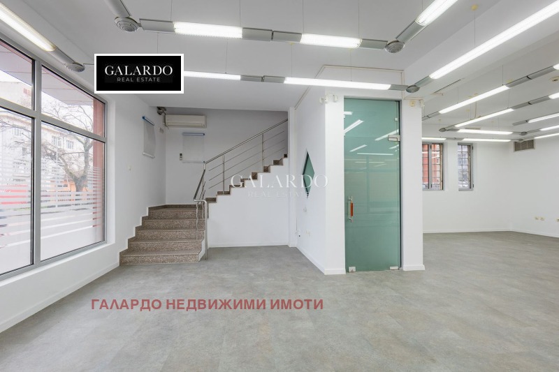 Дава под наем ОФИС, гр. Пловдив, Център, снимка 4 - Офиси - 53441957
