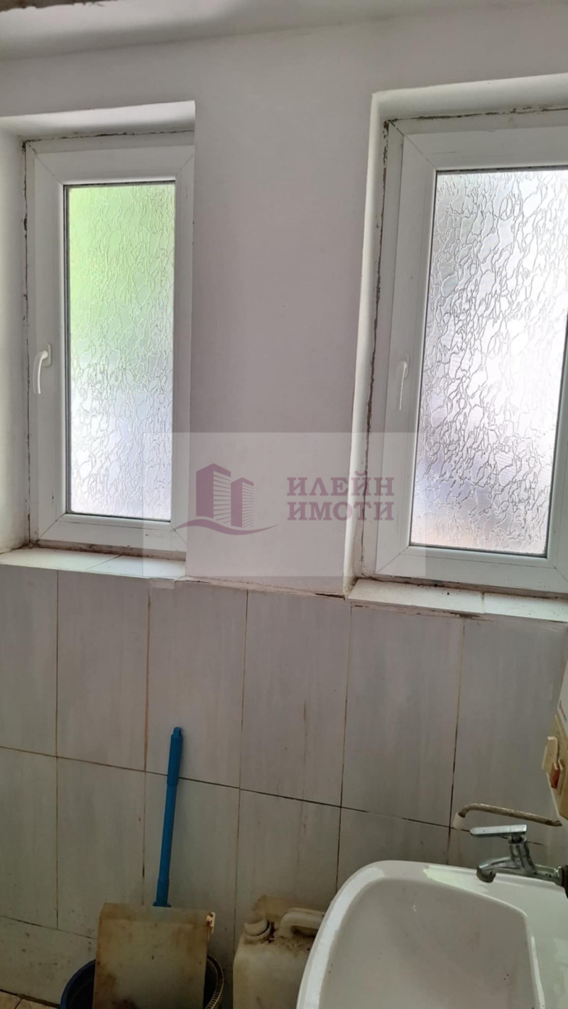 Do wynajęcia  Sklep Ruse , Zdrawec Iztok , 60 mkw | 67667322 - obraz [6]