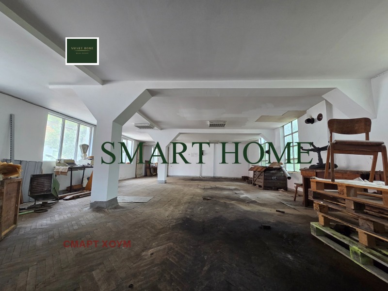 For Rent  Storage Veliko Tarnovo , Tsentar , 300 sq.m | 86410555