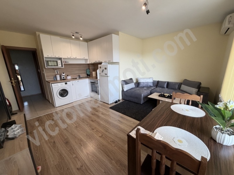 Дава под Наем 2-СТАЕН в град Велико Търново, Център - 60 кв.м / 380 € » 743.22 лв., ВИКТОРИЯ ИМОТИ ЕООД