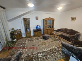 Maisonette Slatina, Sofia 1