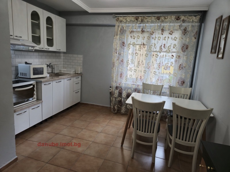 En renta  1 dormitorio Ruse , Vazrazhdane , 78 metros cuadrados | 92693167 - imagen [4]