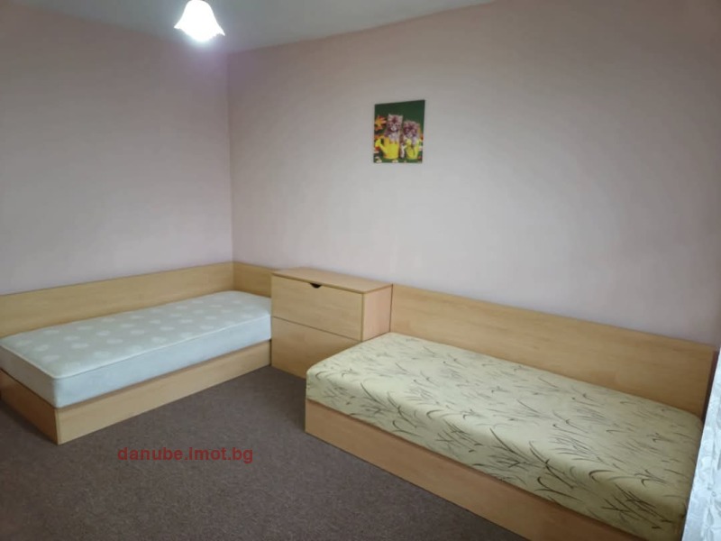 En renta  1 dormitorio Ruse , Vazrazhdane , 78 metros cuadrados | 92693167 - imagen [10]