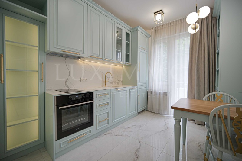 Kiadó  2 hálószobás Sofia , Centar , 100 négyzetméter | 69205002 - kép [10]