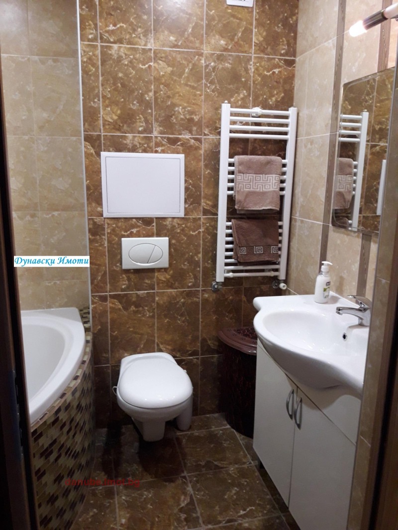 En renta  1 dormitorio Ruse , Tsentar , 65 metros cuadrados | 67207635 - imagen [7]