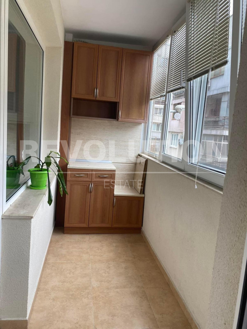 Te huur  2 slaapkamers Varna , Tsentar , 90 m² | 17627171 - afbeelding [9]