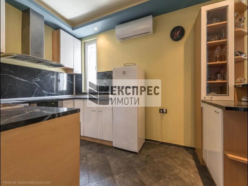 В оренду  3 кімнатна Варна , Център , 140 кв.м | 97892139 - зображення [2]