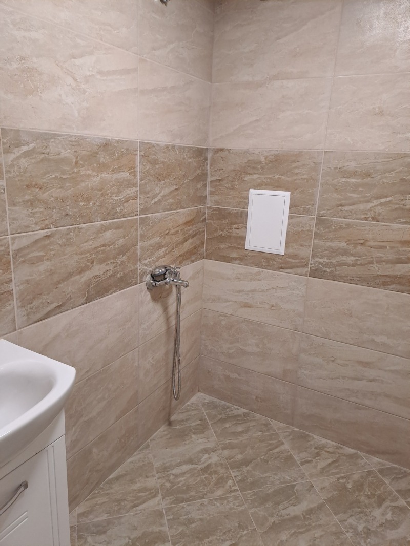 Дава под наем БИЗНЕС ИМОТ, гр. Плевен, Идеален център, снимка 6 - Други - 52304782