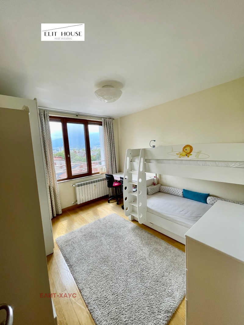 Zu vermieten  3 Schlafzimmer Sofia , Medizinska akademija , 130 qm | 19008087 - Bild [8]