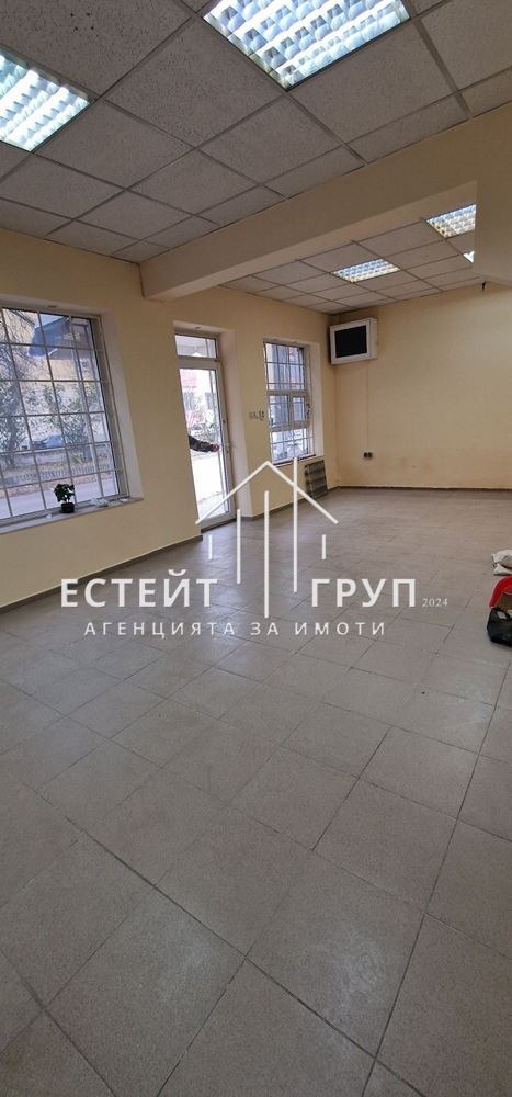 Дава под наем  Магазин град Варна , Погреби , 40 кв.м | 81942981 - изображение [2]