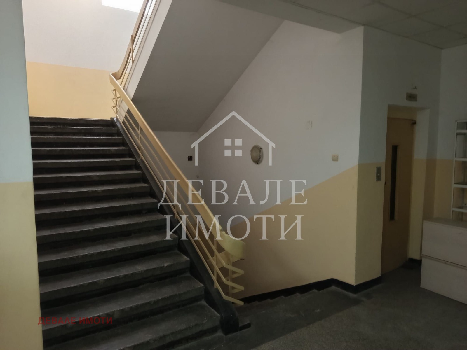 Дава под наем ПРОМ. ПОМЕЩЕНИЕ, гр. Русе, Родина 1, снимка 2 - Производствени сгради - 55350576
