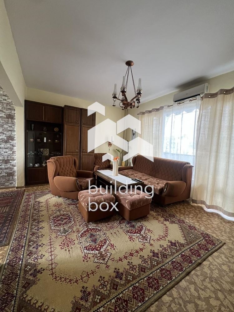 Дава под наем 3-СТАЕН, гр. Пловдив, Център